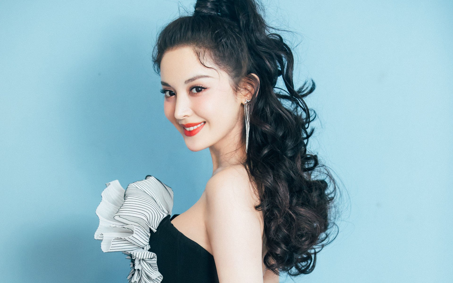 马术耐力赛落地内蒙古 展现草原速度与激情,马术耐力赛方案